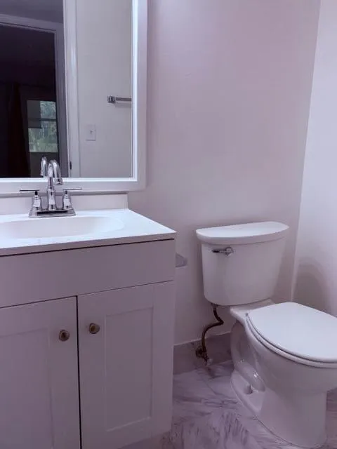 1/2 bath