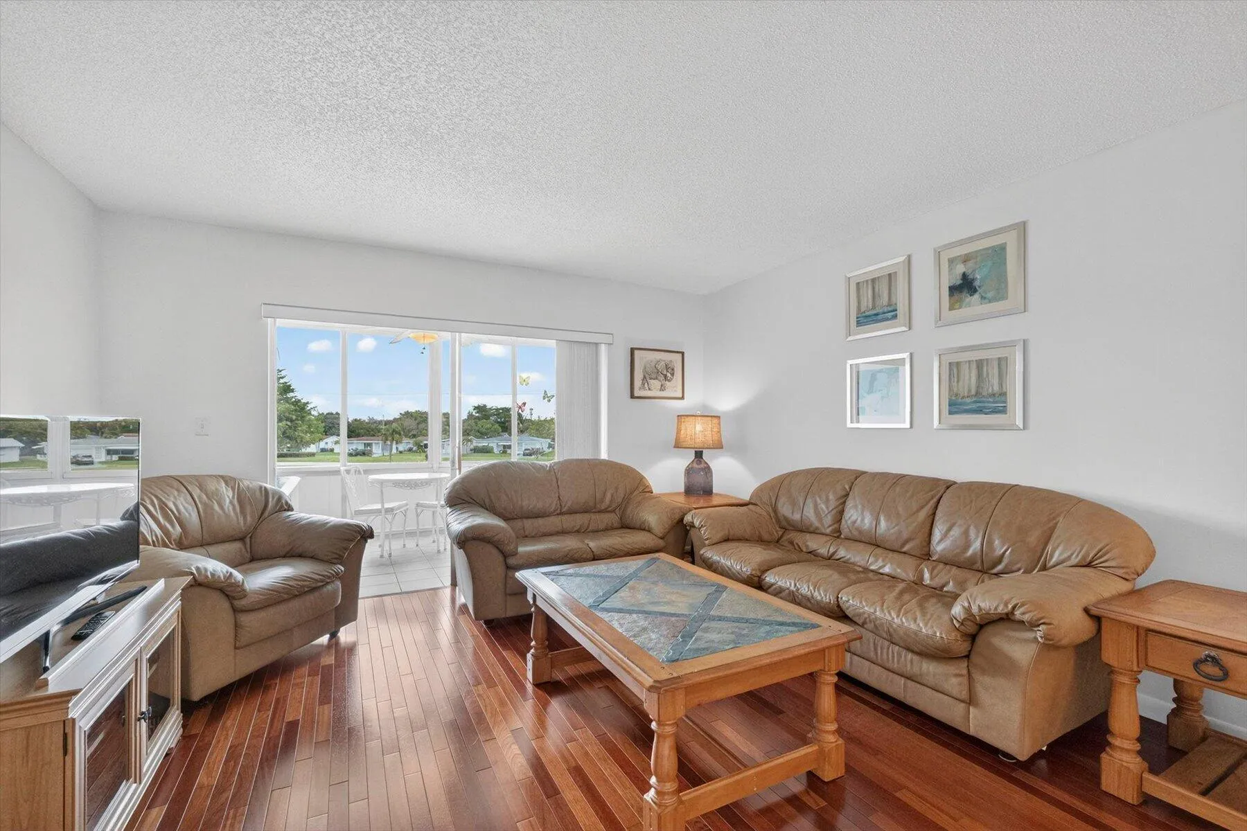 11-Living Room