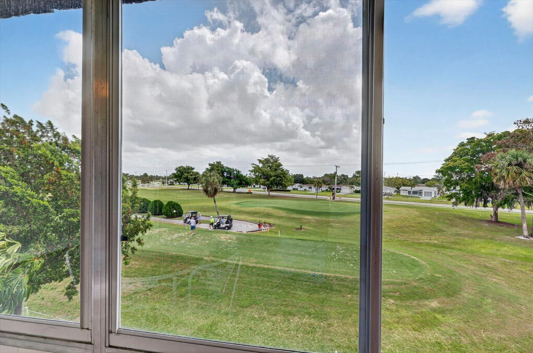 15-Golf Course View