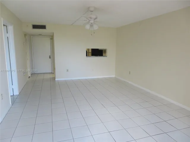 living/dining area