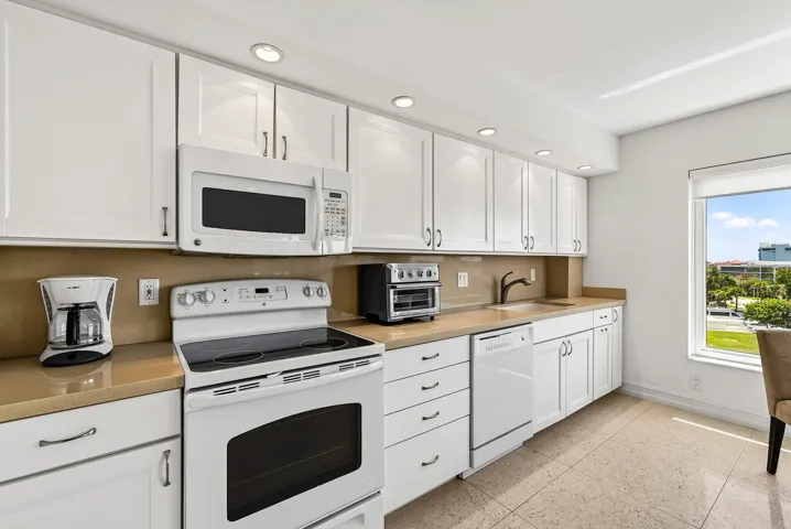 600KITCHEN2 - Copy