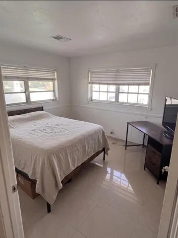 1230 NE 26th Terrace_25