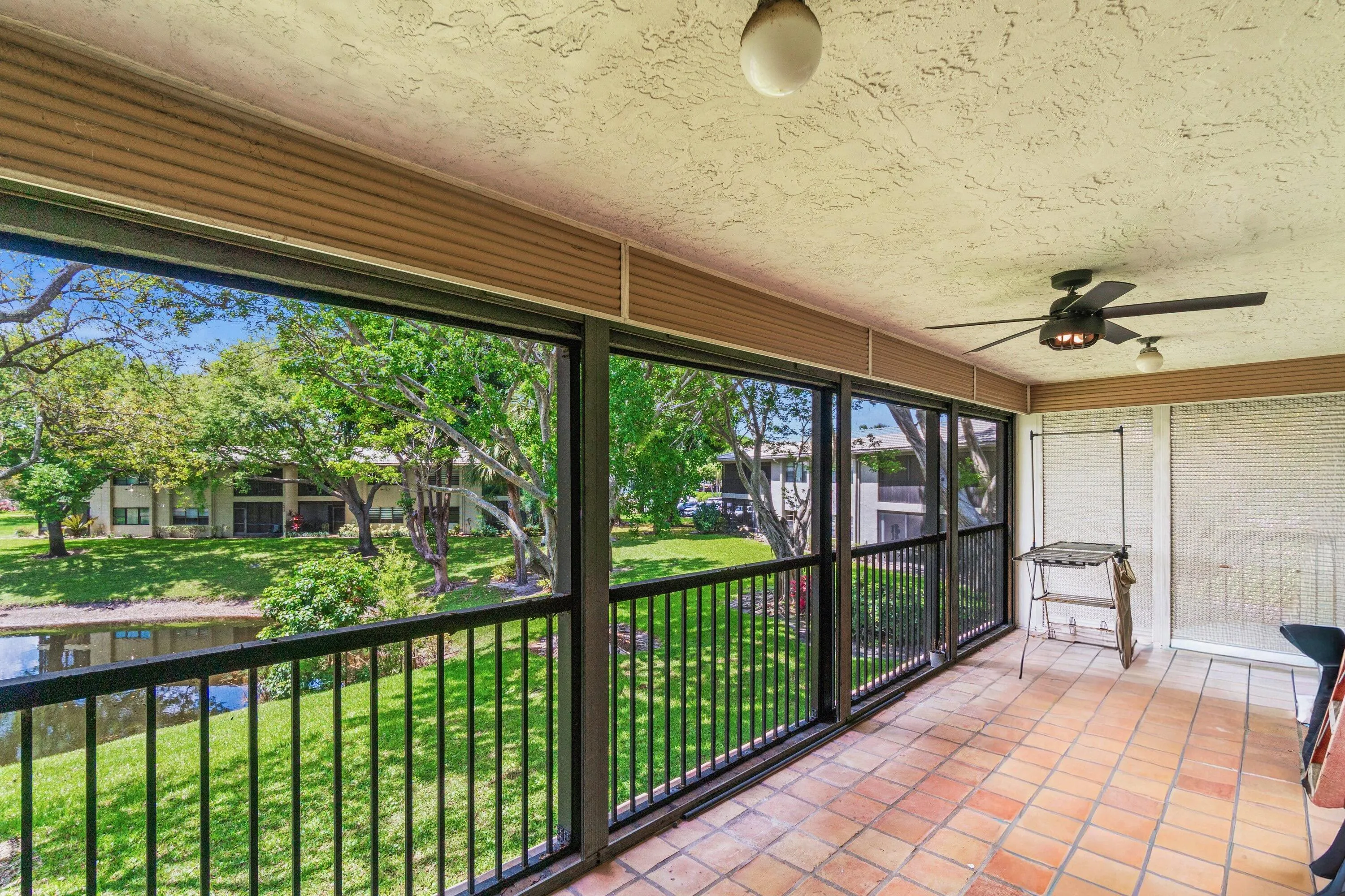 028-46StratfordLaneWest-D-BoyntonBeach-F​​‌​​​​‌​​‌‌​‌‌​​​‌‌​‌​‌​‌​​​‌​​
