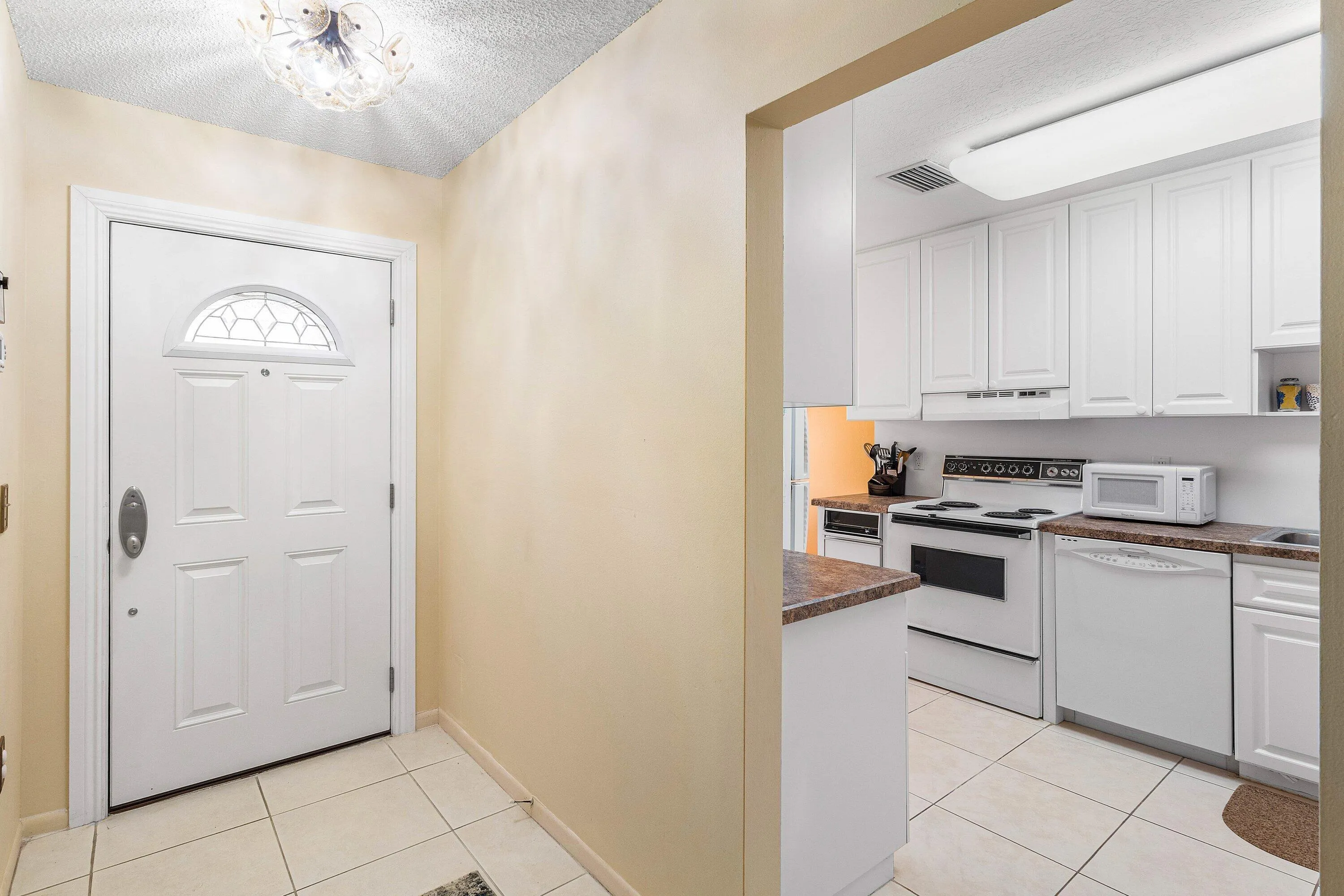 005-29StratfordLaneWest-B-BoyntonBeach-F
