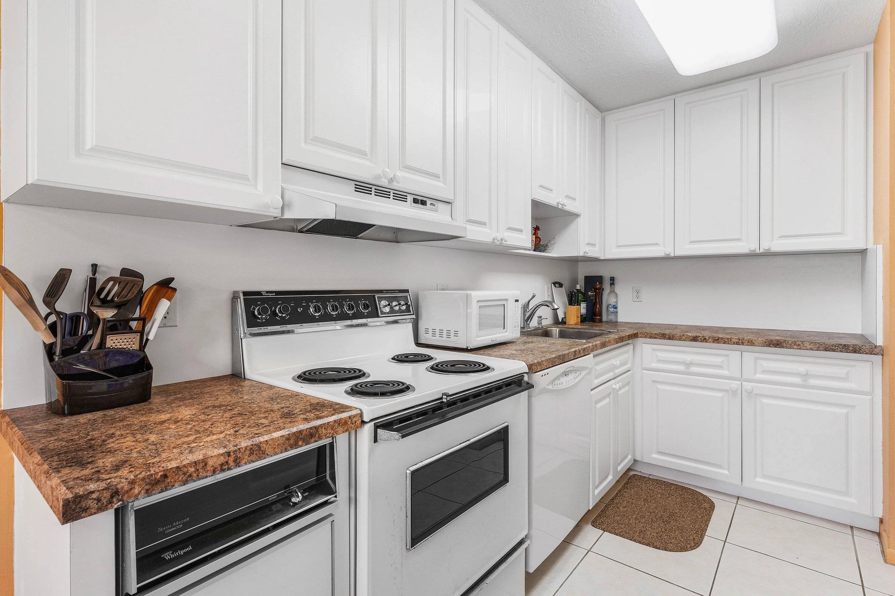 016-29StratfordLaneWest-B-BoyntonBeach-F