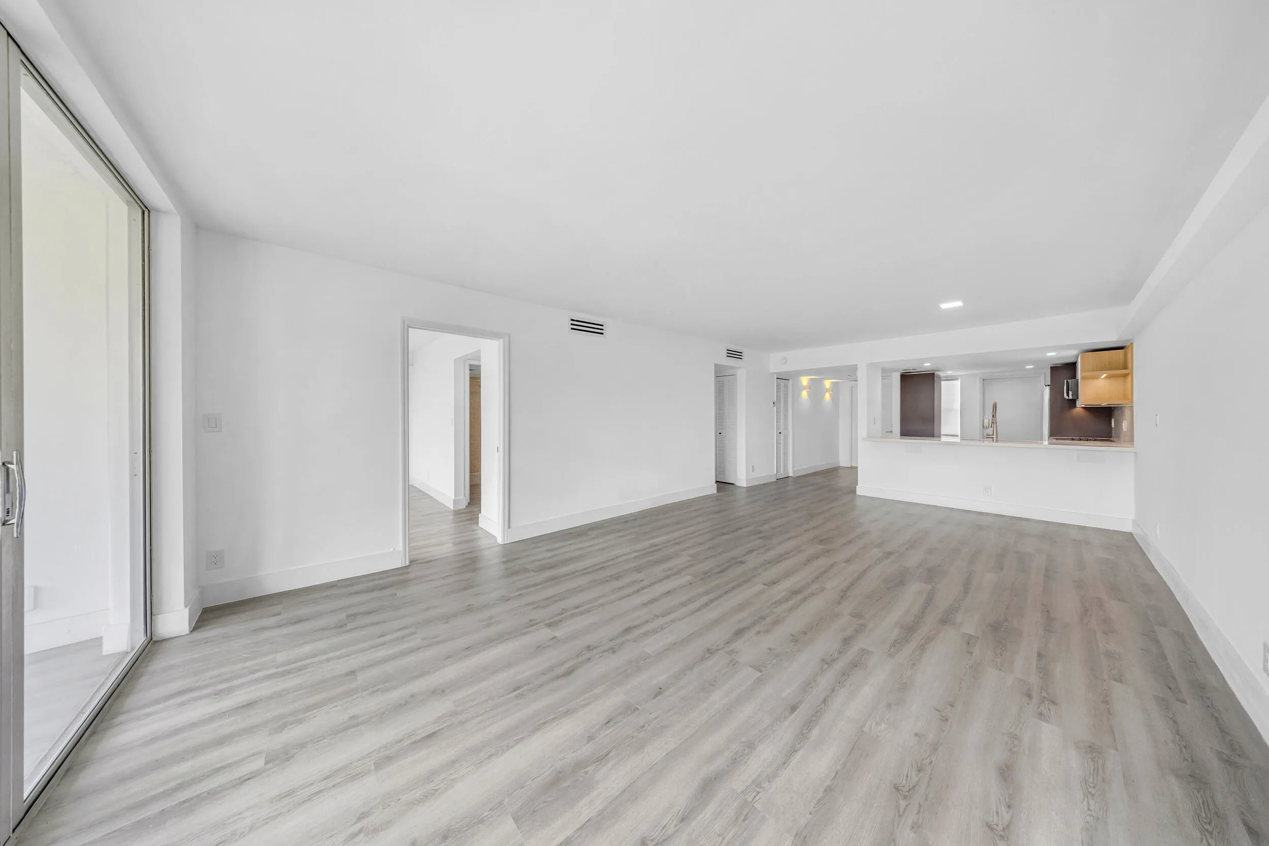 3151 S Palm Aire Dr-Pompano Beach, Unit