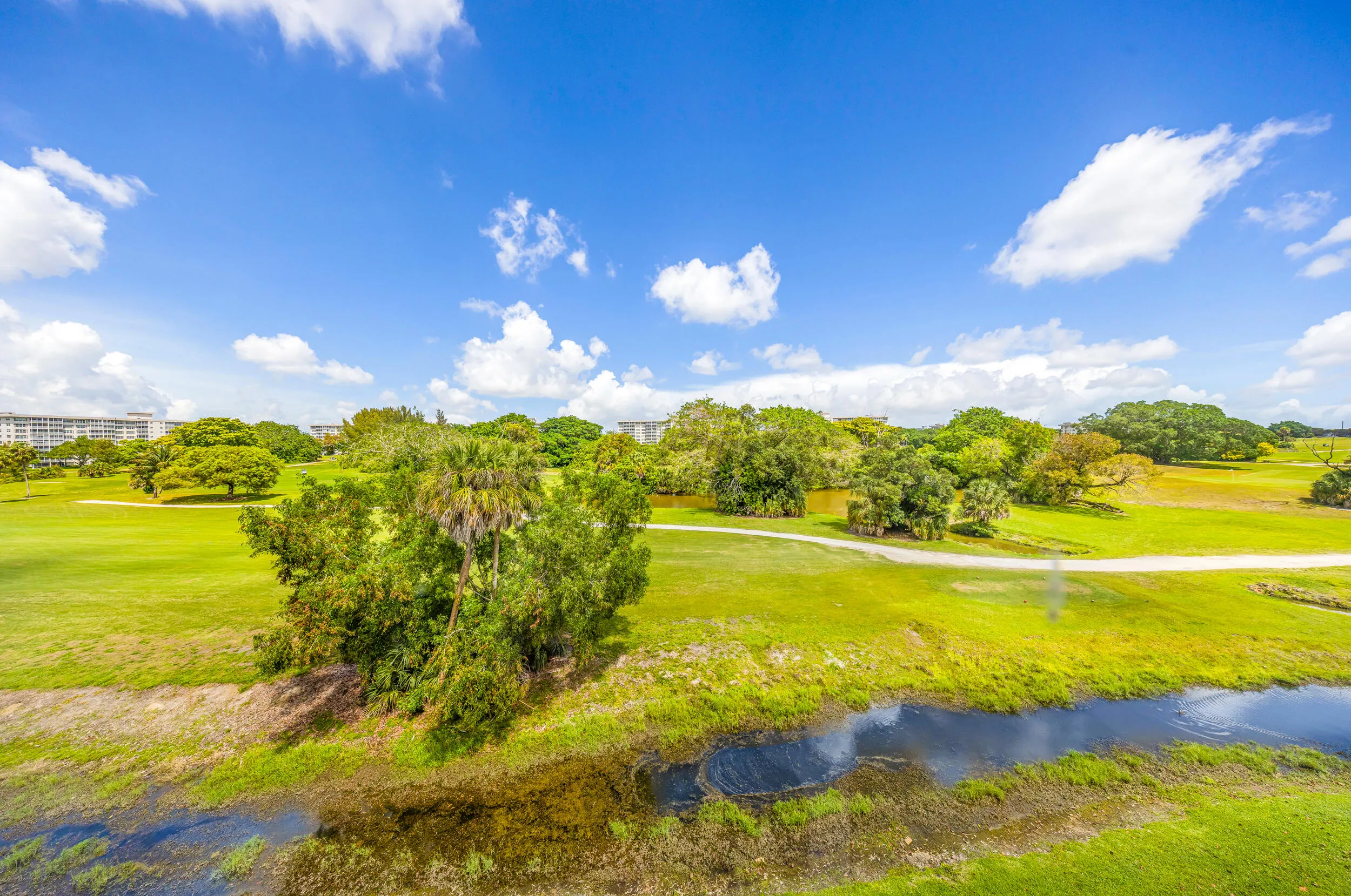 3151 S Palm Aire Dr-Pompano Beach, Unit