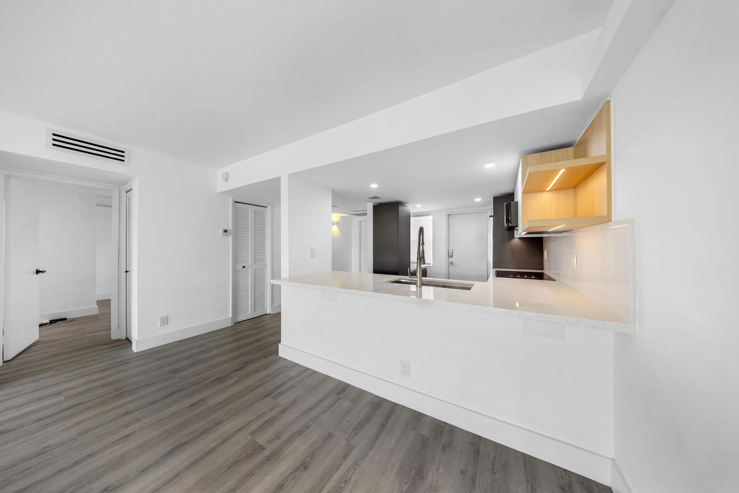 3151 S Palm Aire Dr-Pompano Beach, Unit