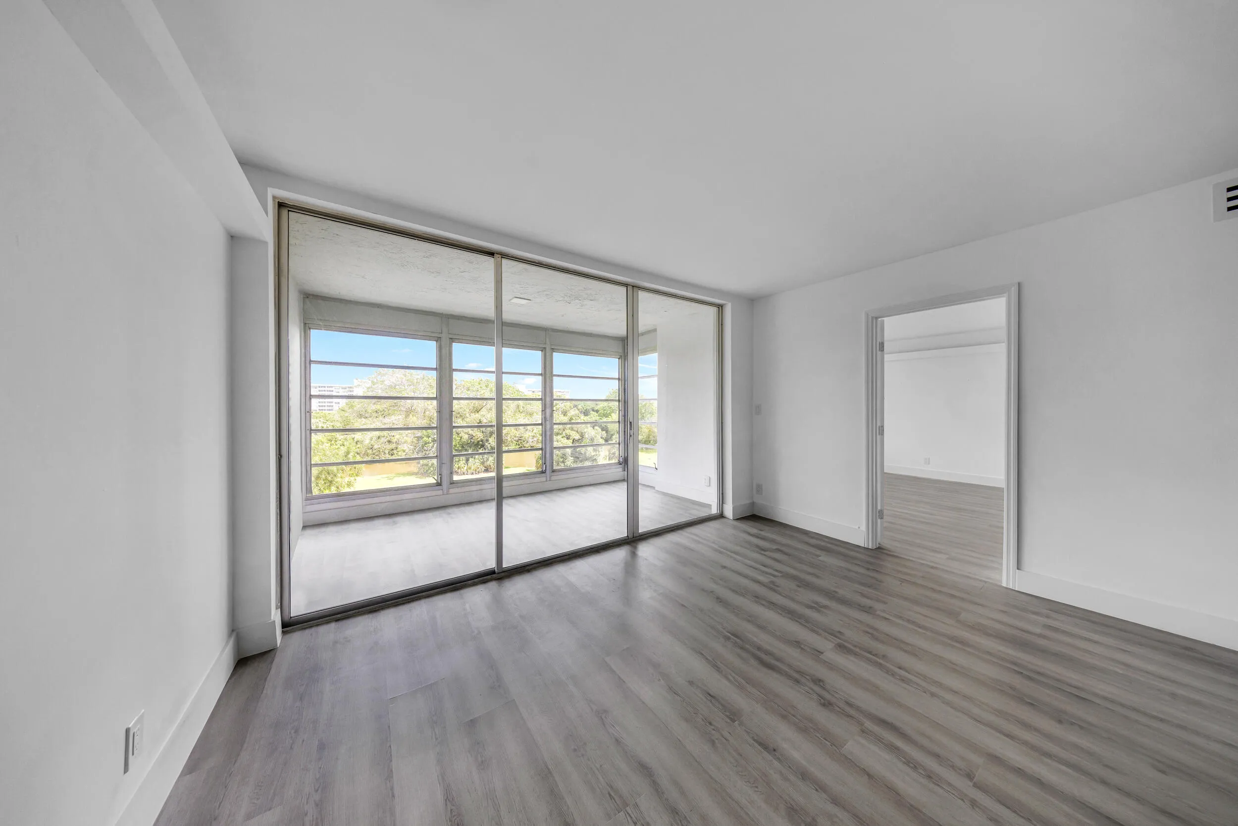 3151 S Palm Aire Dr-Pompano Beach, Unit