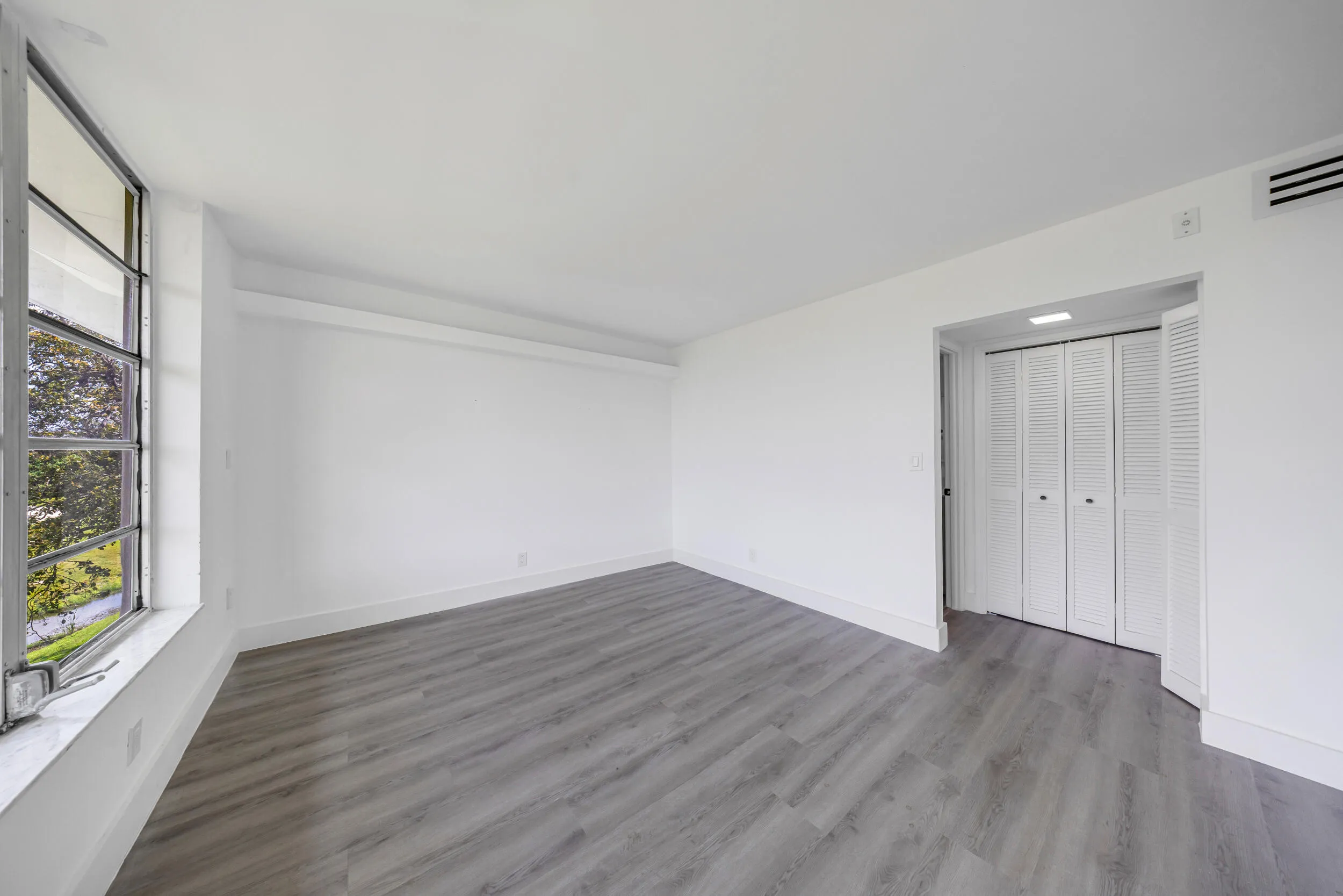 3151 S Palm Aire Dr-Pompano Beach, Unit