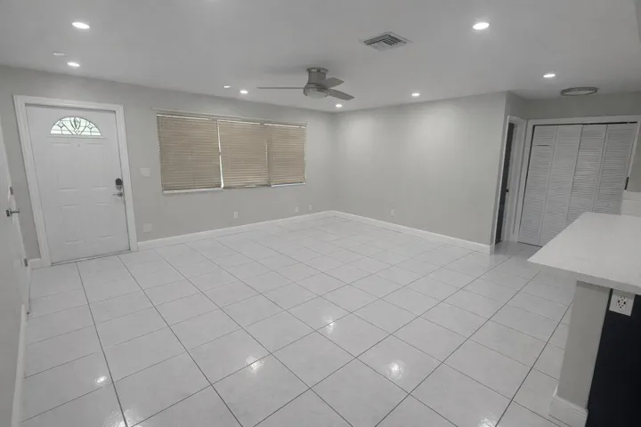 2800 living room enhance