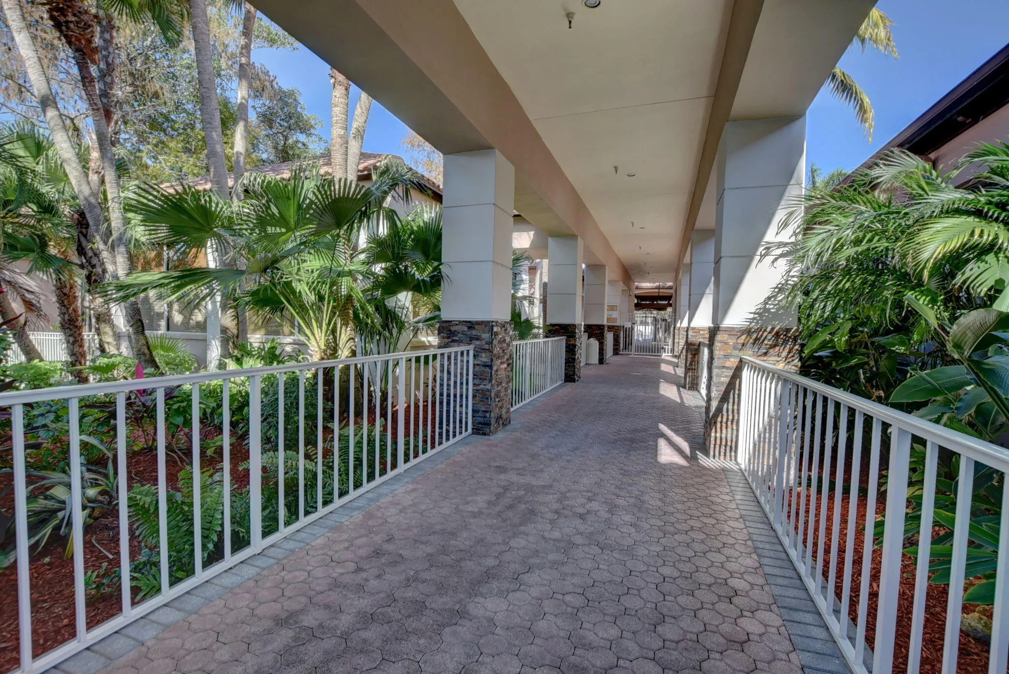 Property photo 93