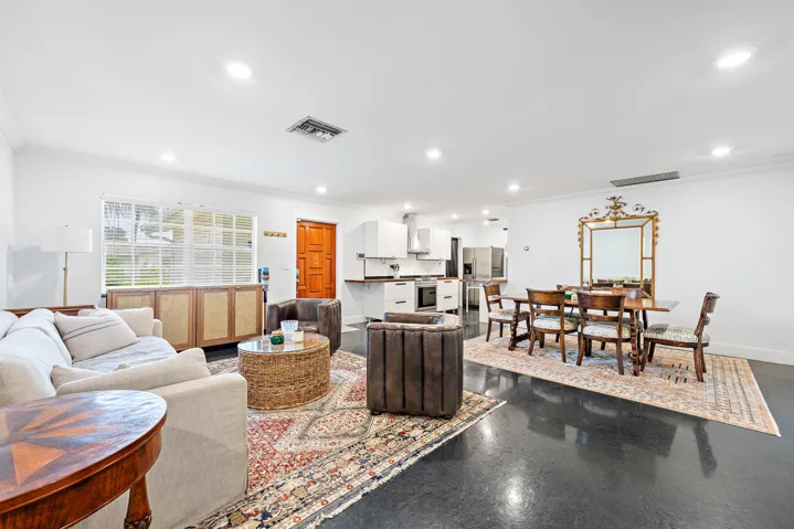 Living/Dining