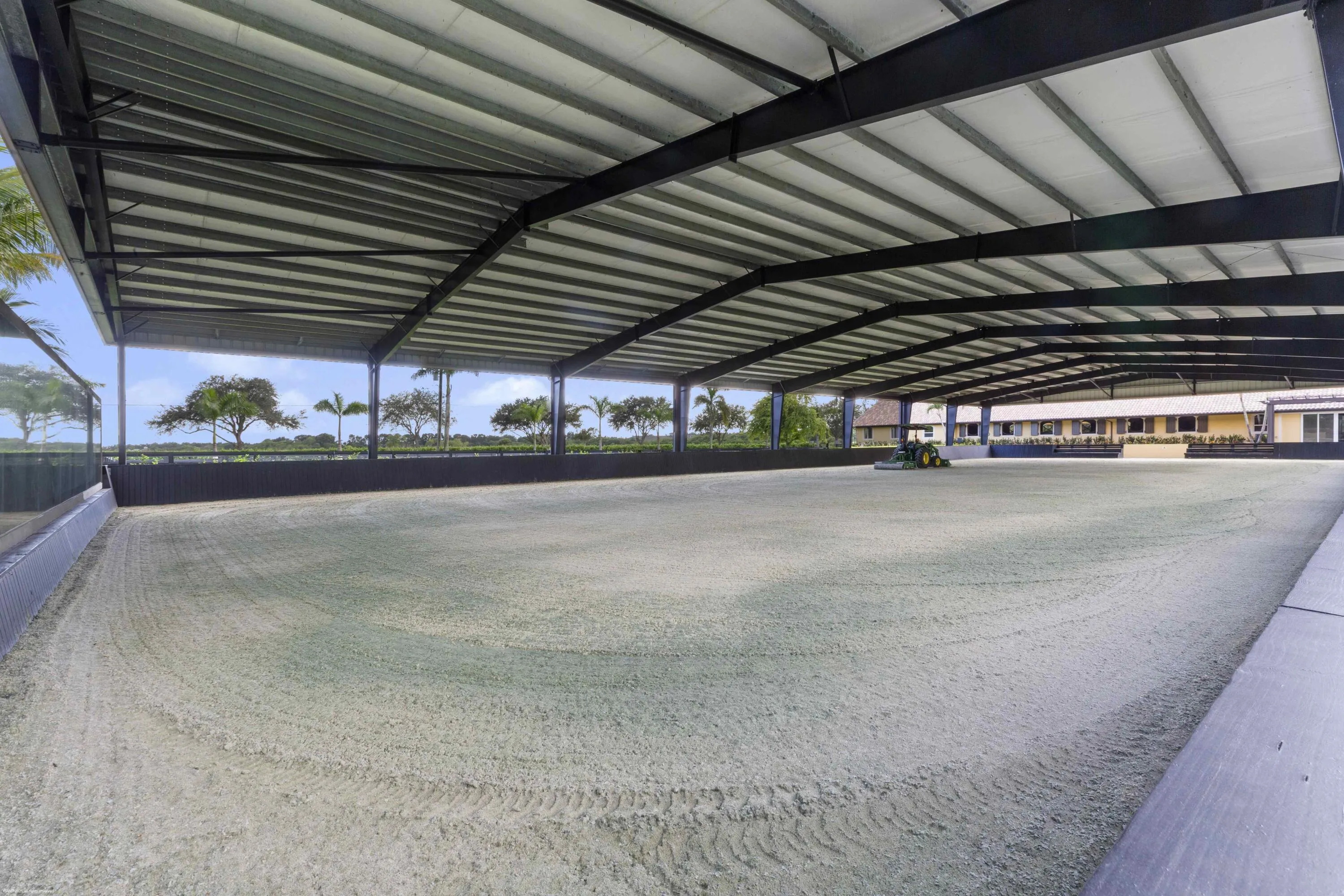 4985 Stables Way 078
