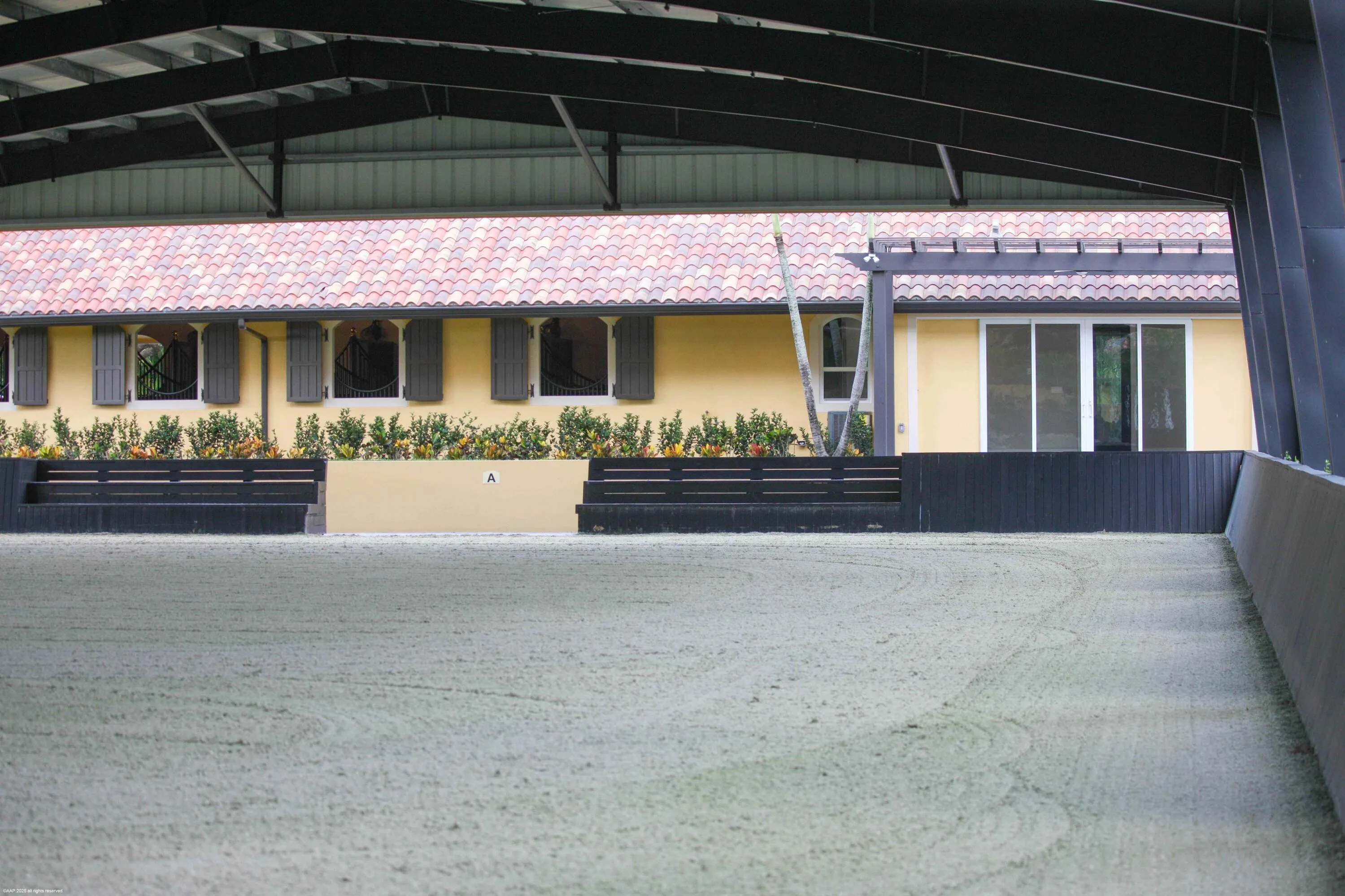 4985 Stables Way 058