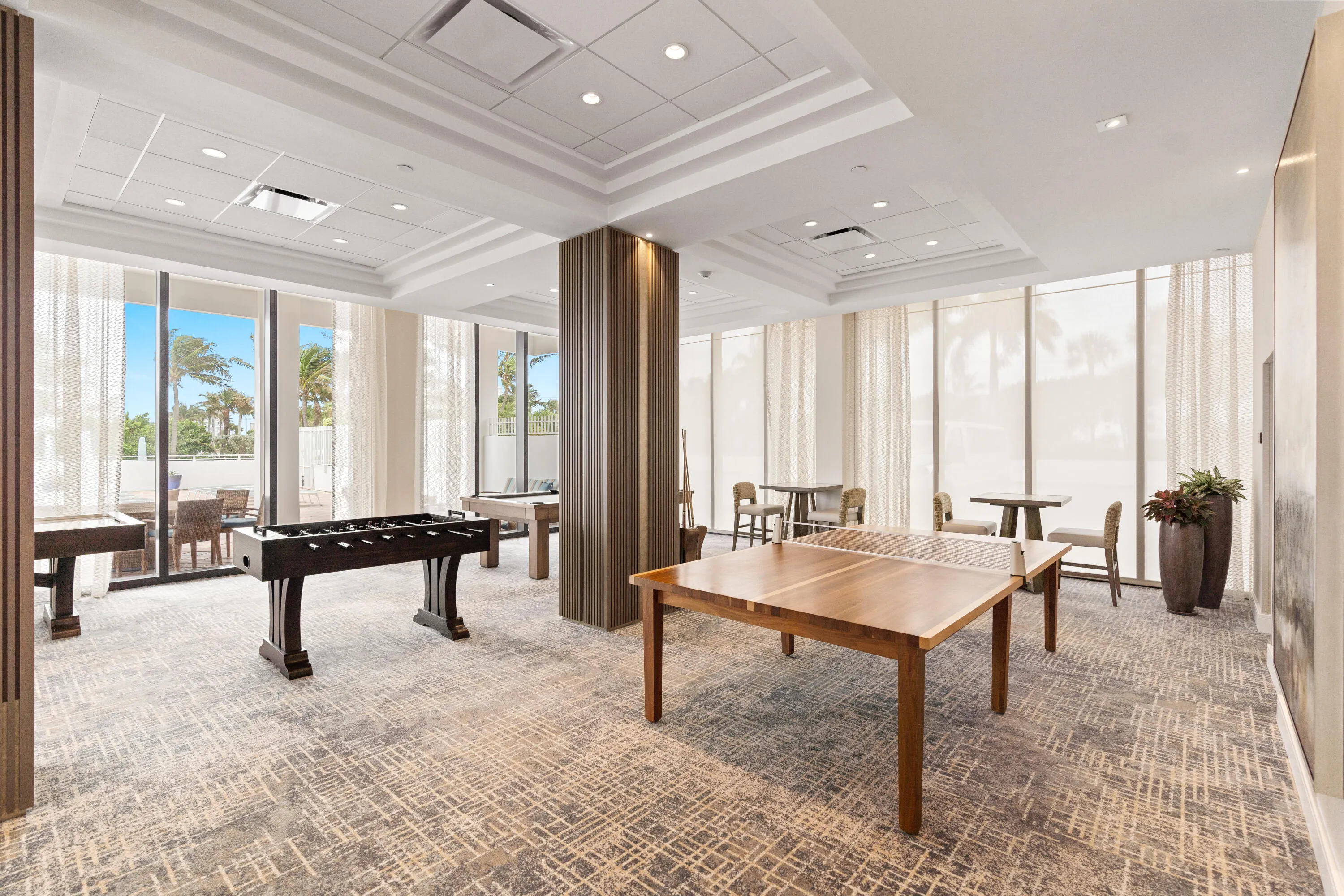 CLUB ROOM SOUTH