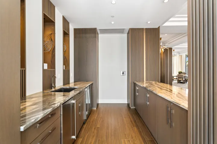 CLUB ROOM KITCHEN