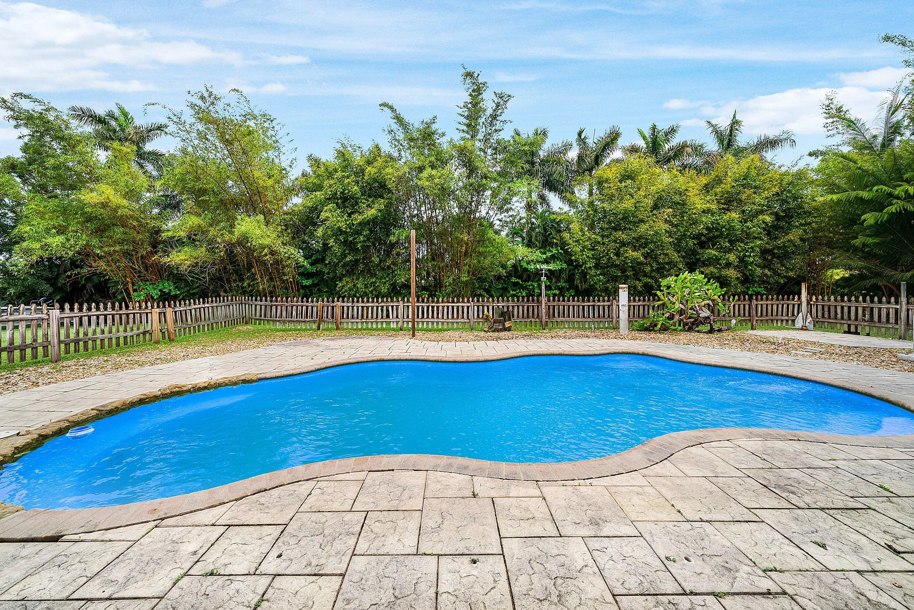031-1232589thPlaceNorth-WestPalmBeach-FL