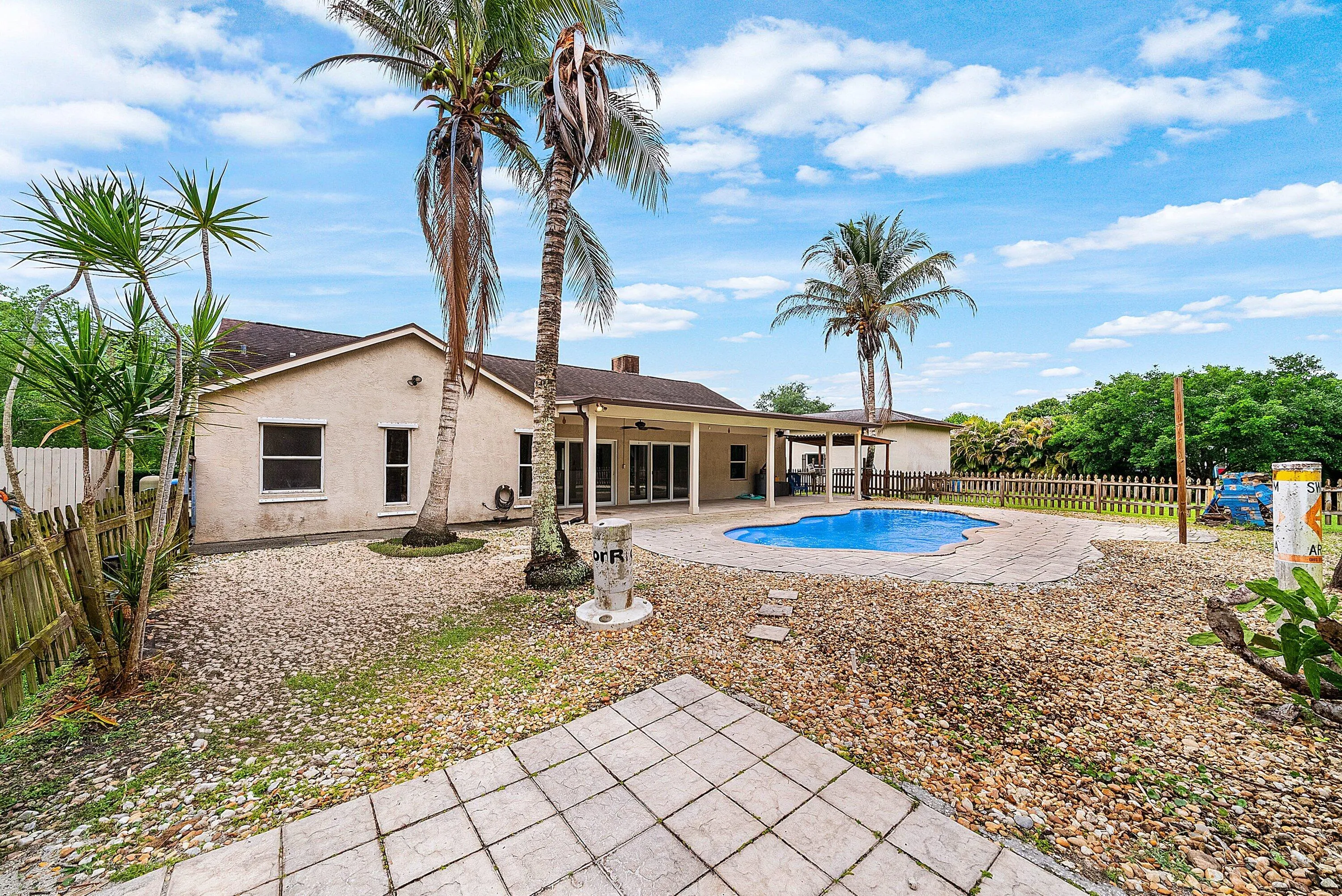 033-1232589thPlaceNorth-WestPalmBeach-FL