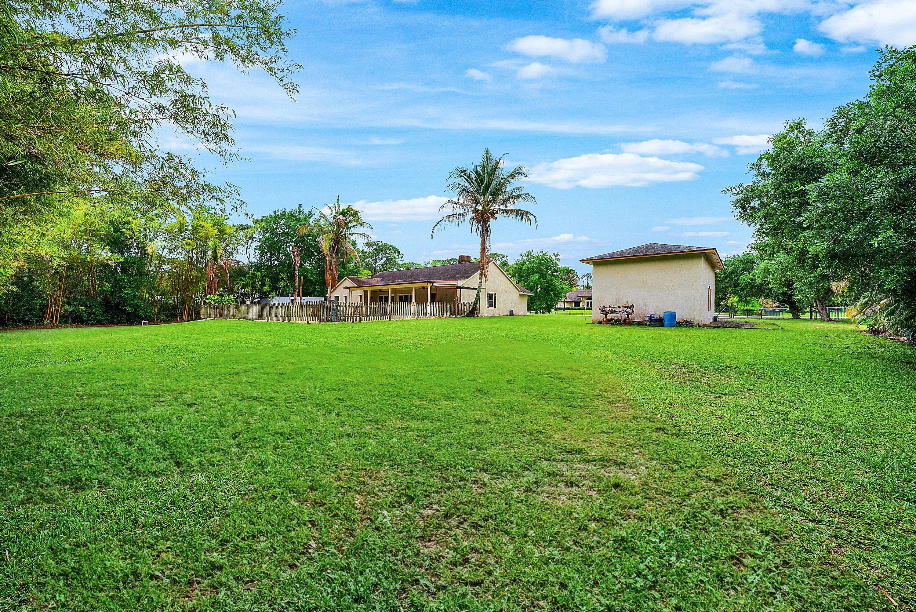 035-1232589thPlaceNorth-WestPalmBeach-FL