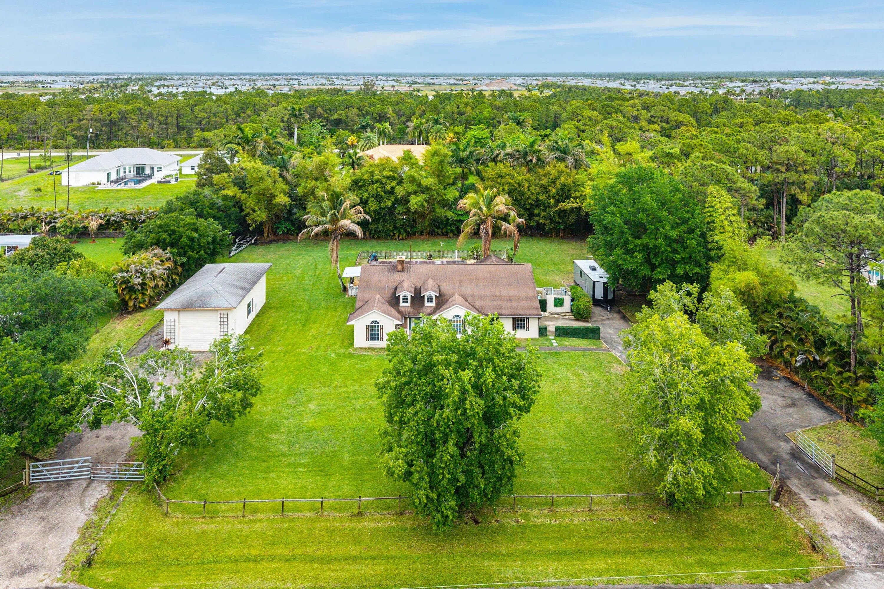 045-1232589thPlaceNorth-WestPalmBeach-FL