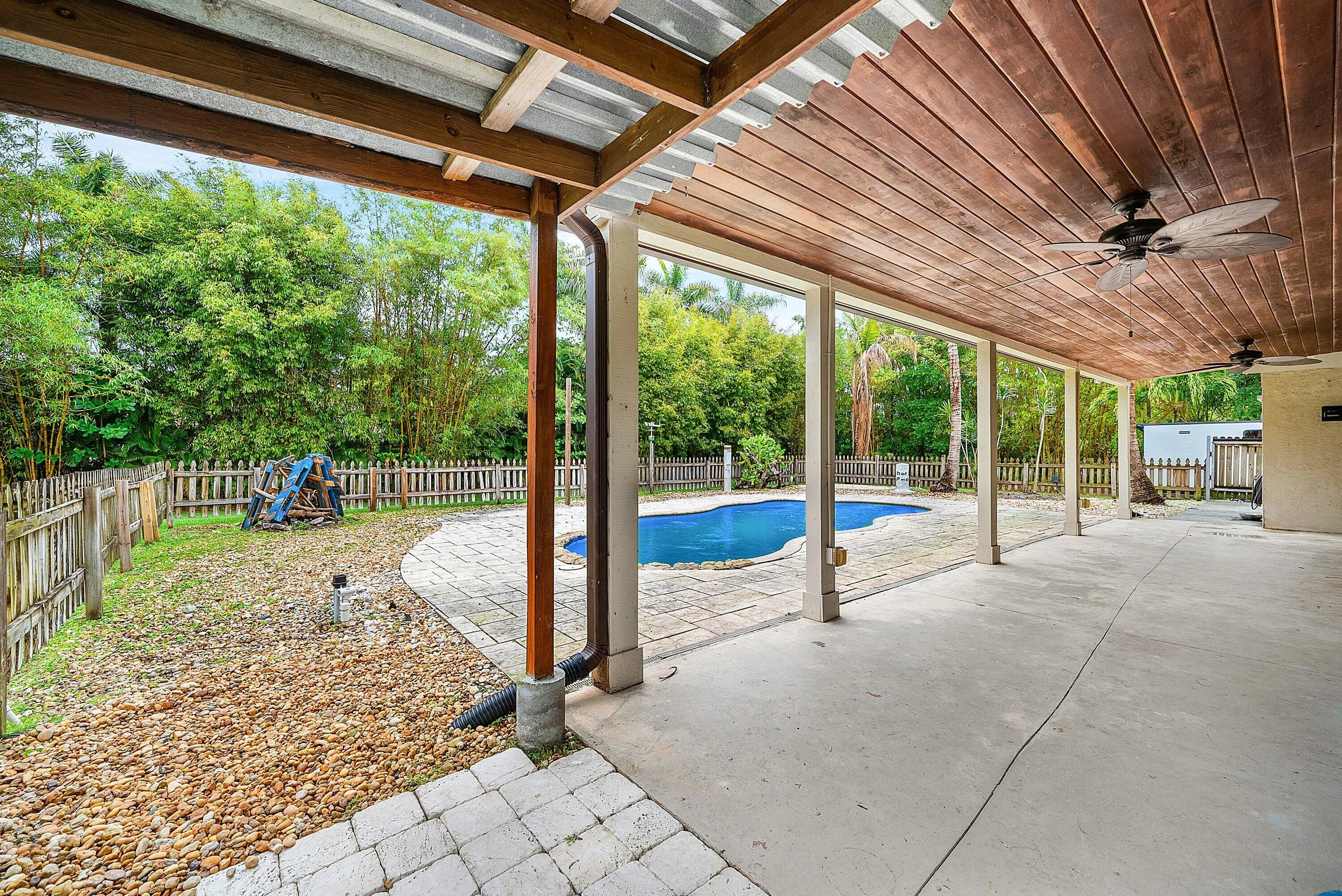 034-1232589thPlaceNorth-WestPalmBeach-FL