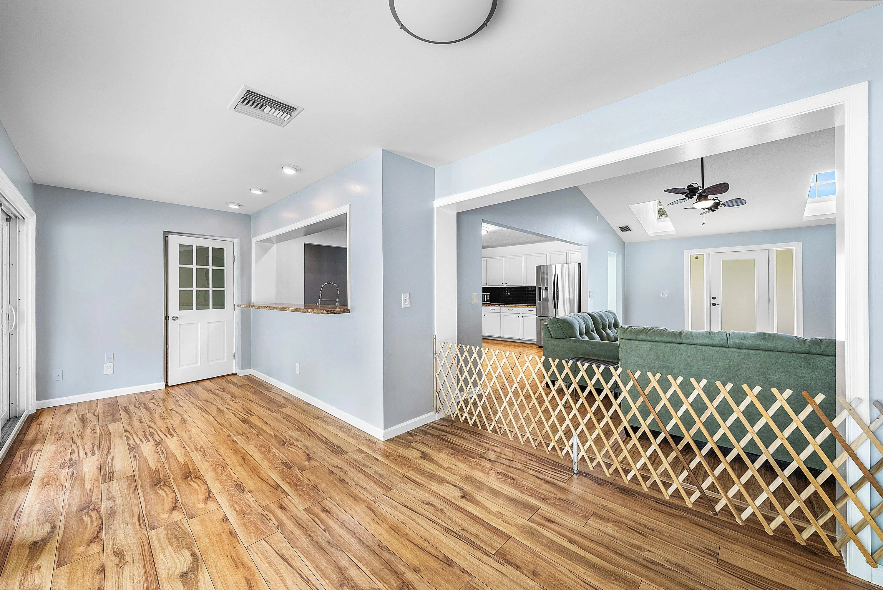 023-1232589thPlaceNorth-WestPalmBeach-FL