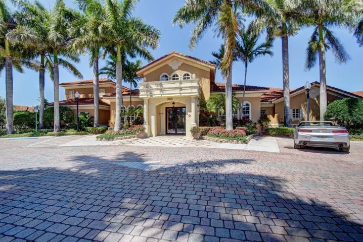 Mirabella Villas Clubhouse