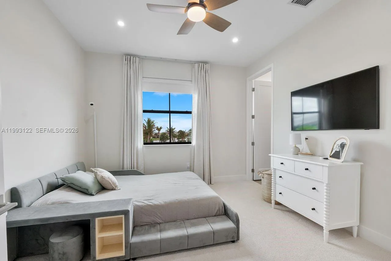 Bedroom 3 with bath