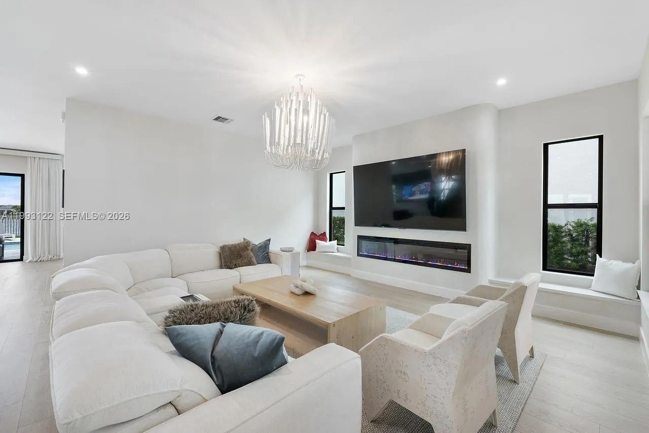 Custom Fireplace and Built-in Bench Seats