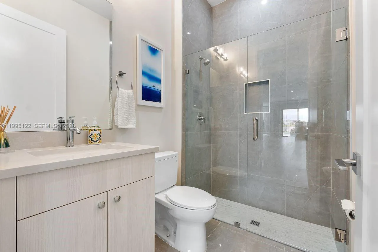 Main floor bath