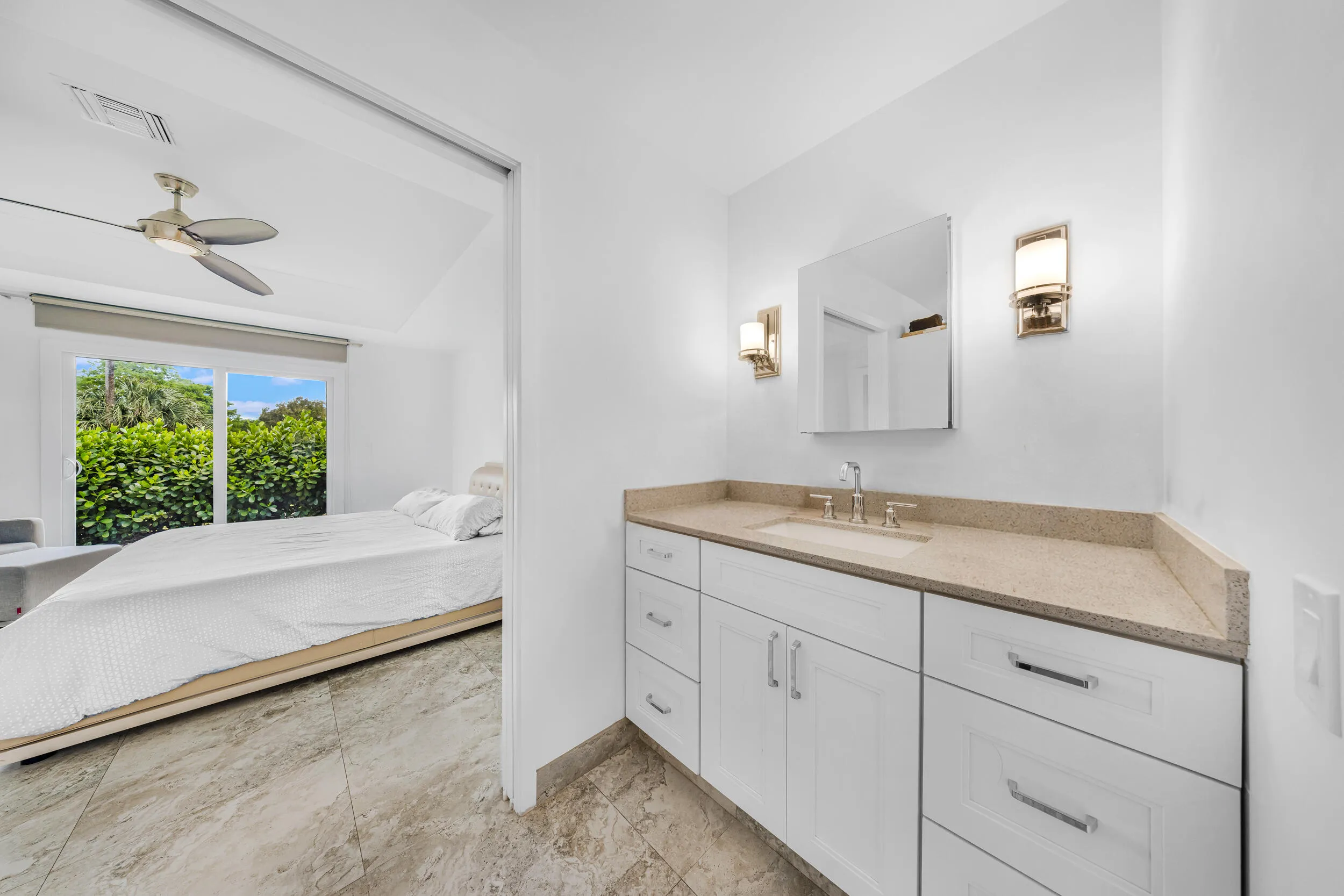 3630 Dunes Vista Dr-Pompano Beach, Valen
