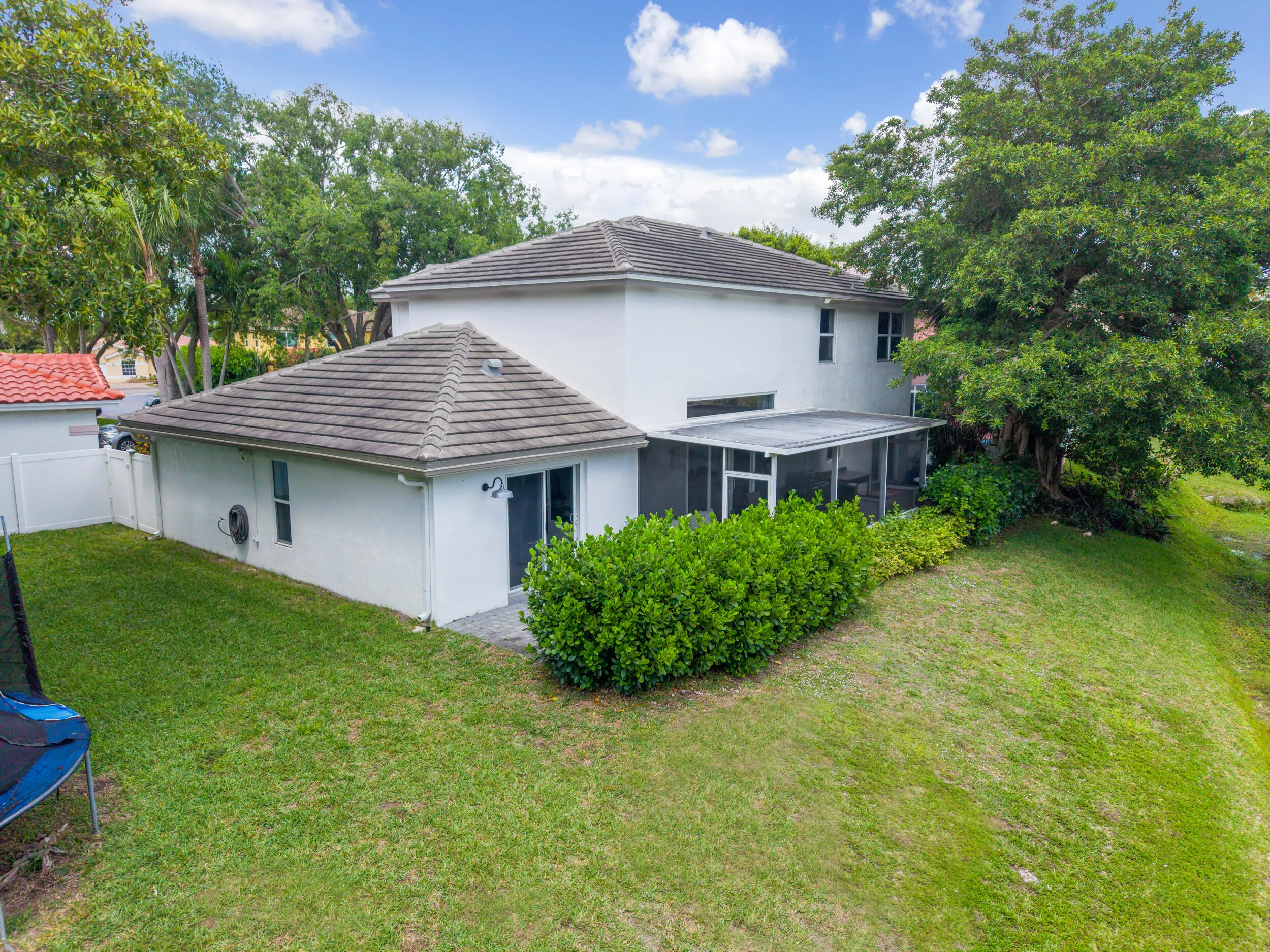 3630 Dunes Vista Dr-Pompano Beach, Valen