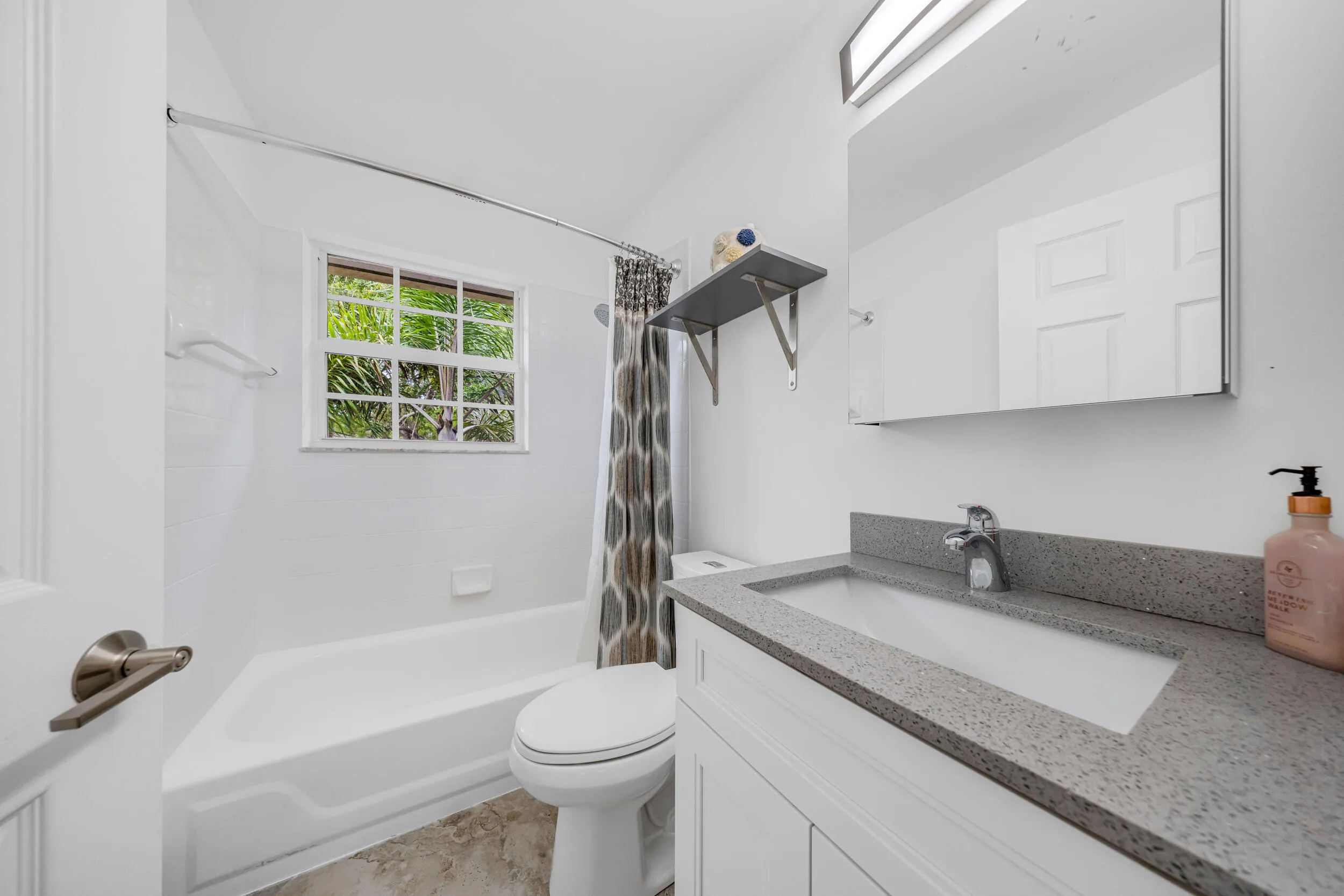 3630 Dunes Vista Dr-Pompano Beach, Valen