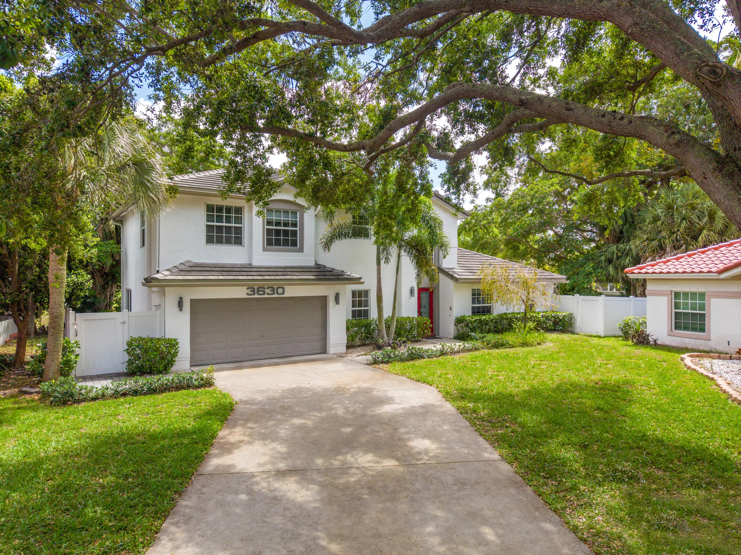 3630 Dunes Vista Dr-Pompano Beach, Valen