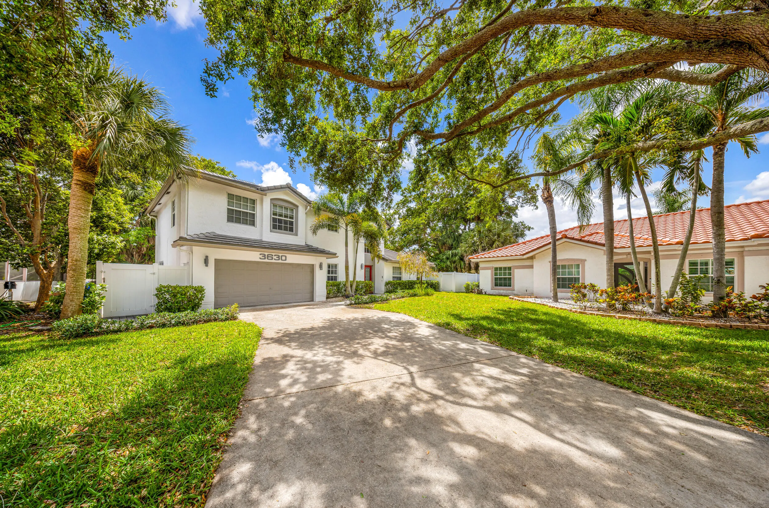 3630 Dunes Vista Dr-Pompano Beach, Valen