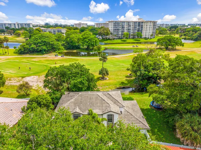 3630 Dunes Vista Dr-Pompano Beach, Valen