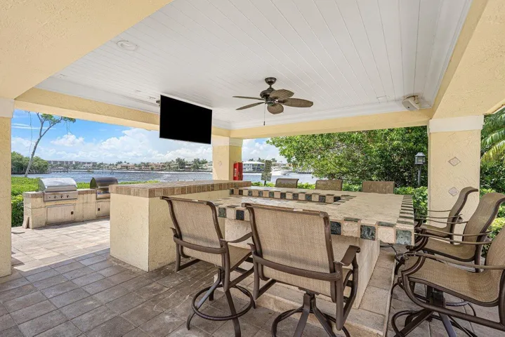 Highland Beach Club
