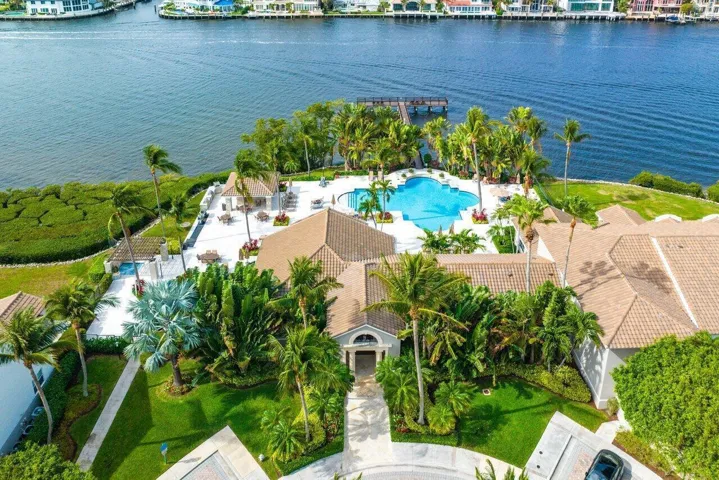 Highland Beach Club
