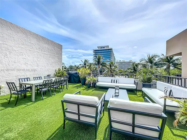 Rooftop Terrace with seaview
