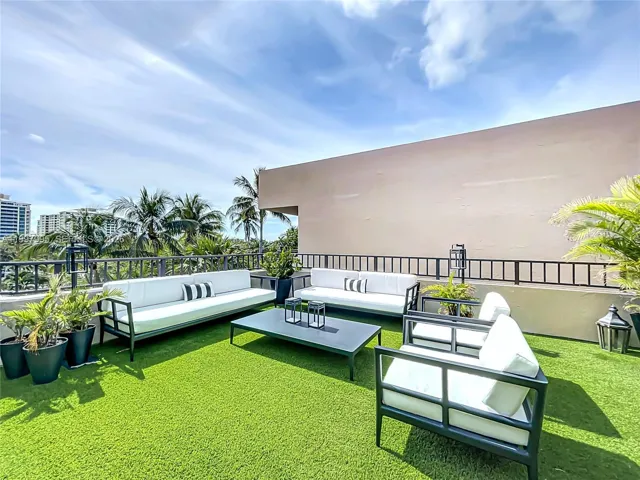 Rooftop Terrace with Seaview