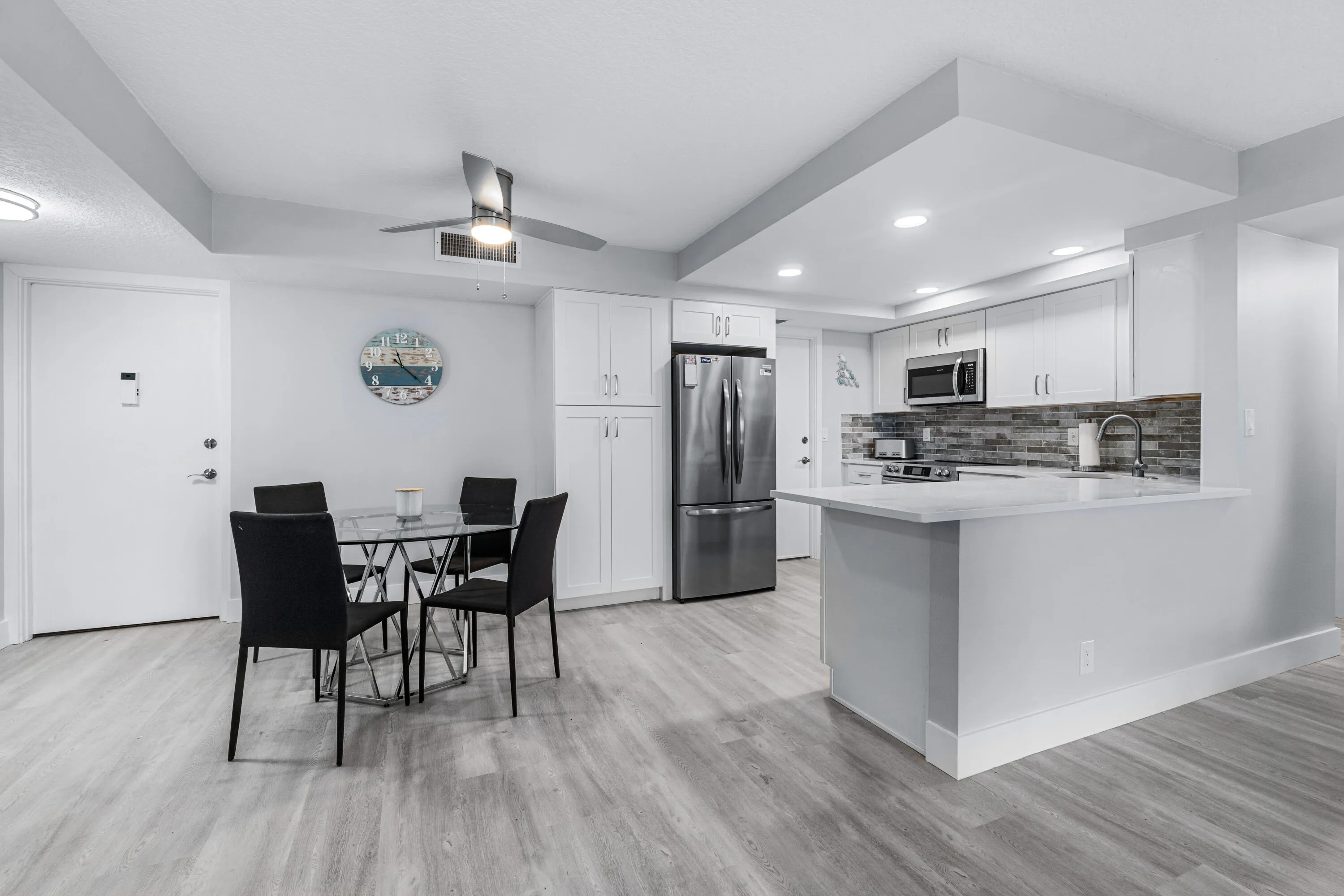 005-630OceanDrive-410-JunoBeach-FL-33408