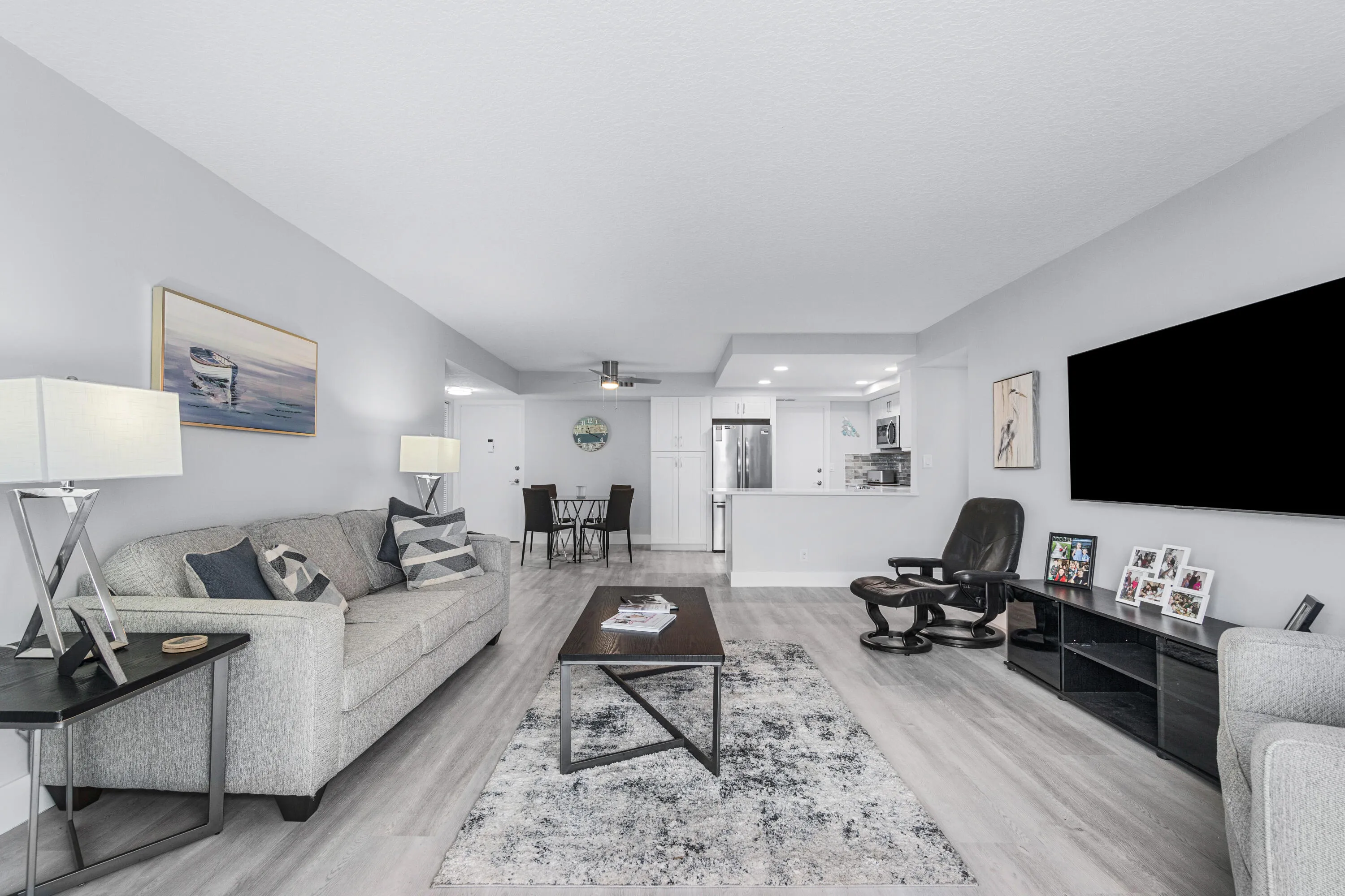 011-630OceanDrive-410-JunoBeach-FL-33408