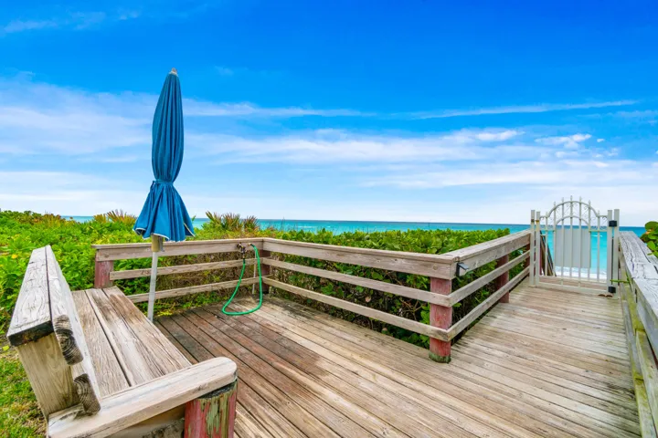 026-630OceanDrive-410-JunoBeach-FL-33408