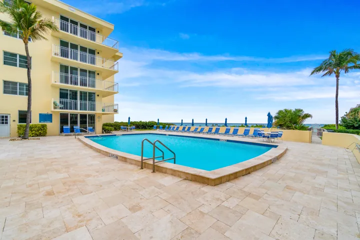 024-630OceanDrive-410-JunoBeach-FL-33408