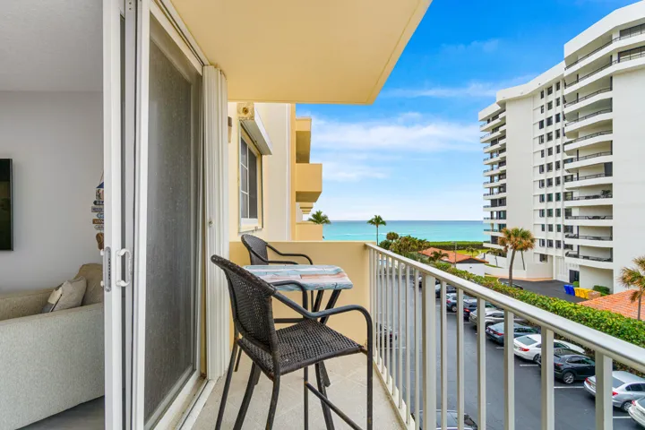 022-630OceanDrive-410-JunoBeach-FL-33408
