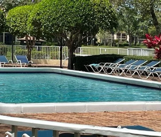 Meadowridge pool