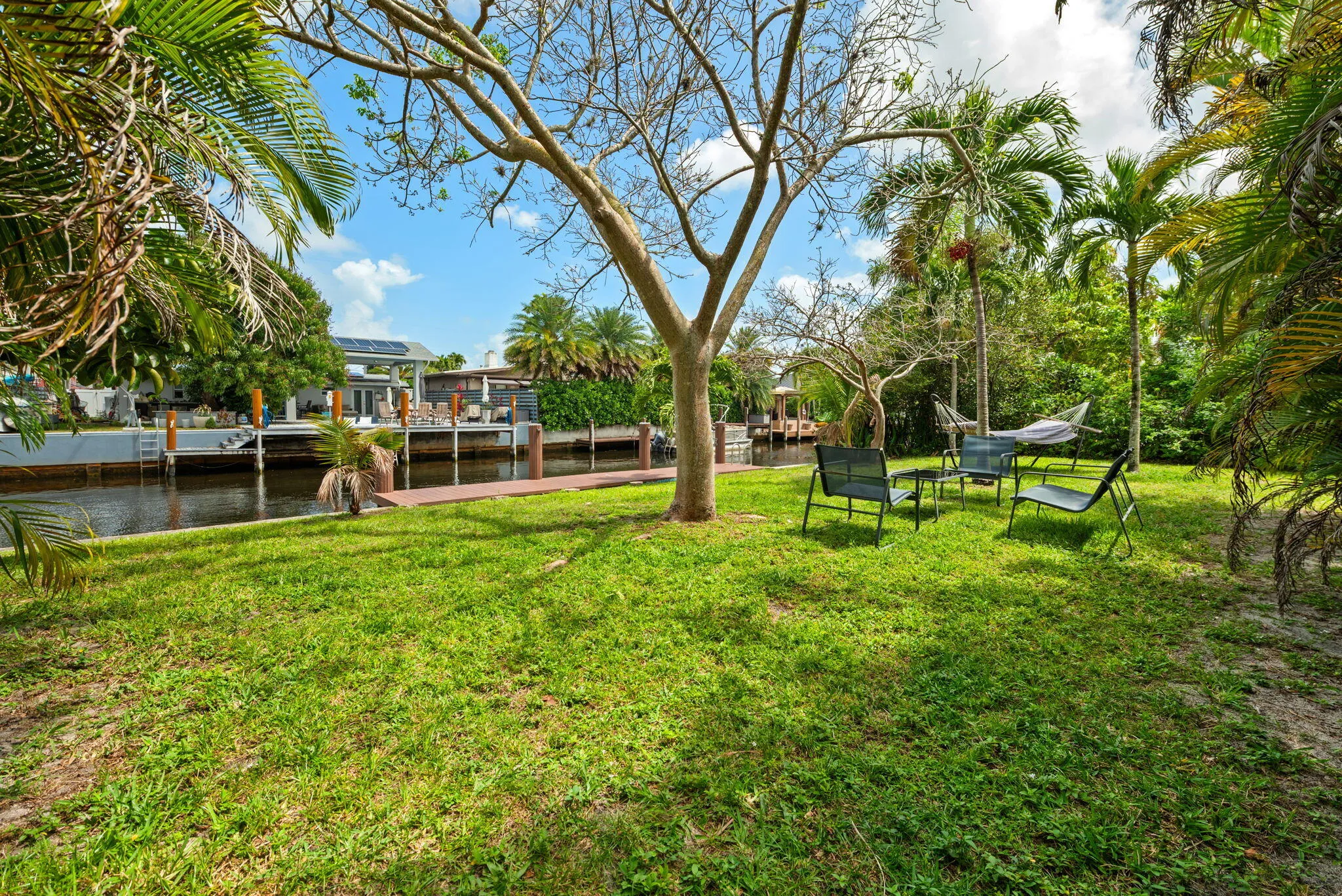 26-web-or-mls-2512-sugar-loaf-ln