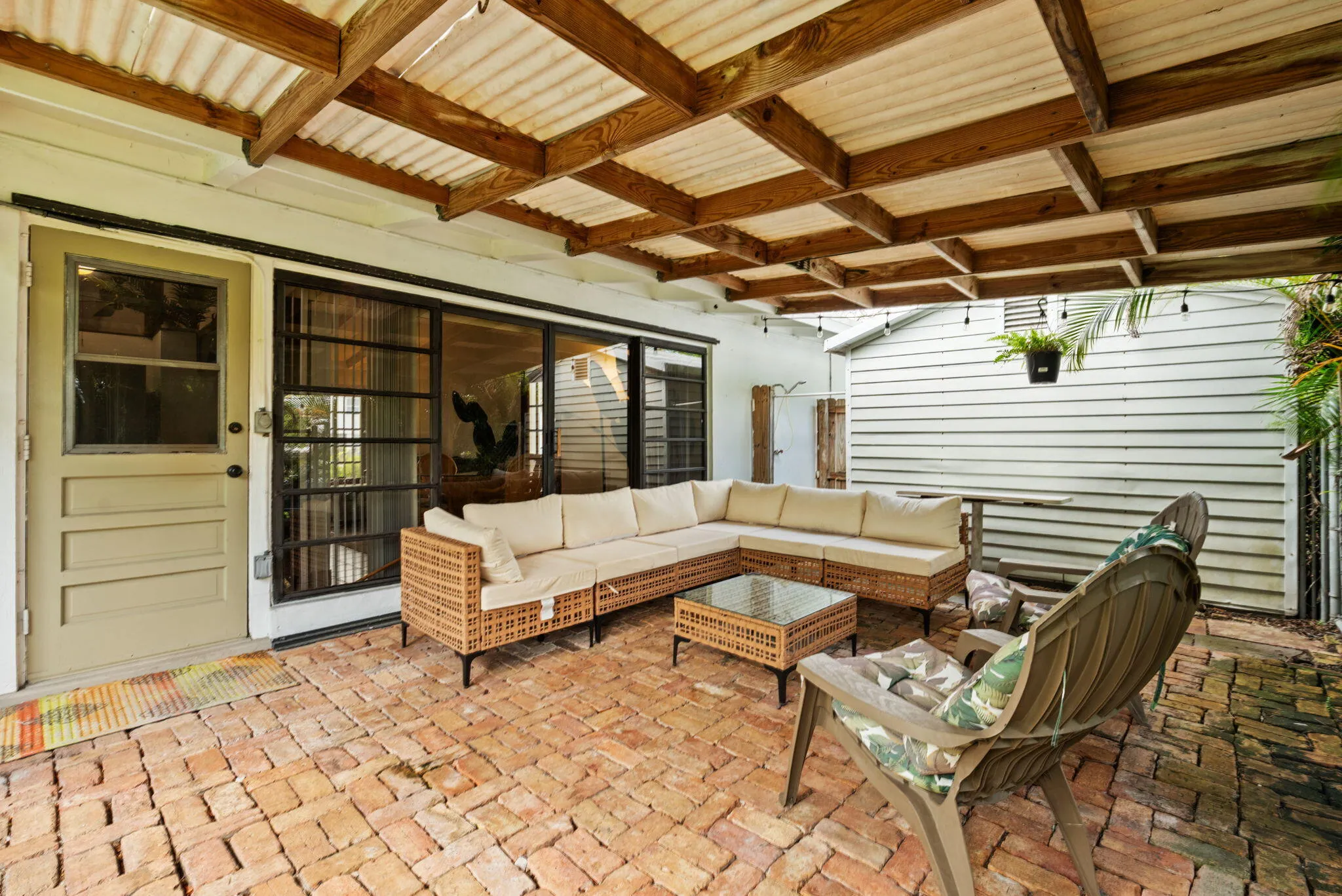 23-web-or-mls-2512-sugar-loaf-ln