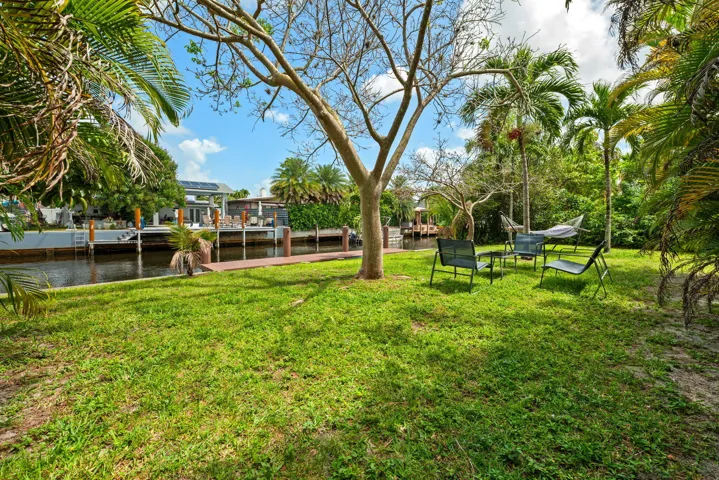 26-web-or-mls-2512-sugar-loaf-ln